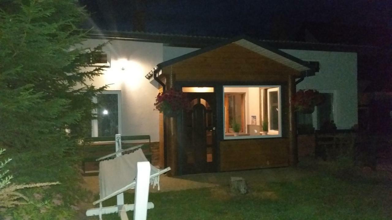 Dom Nad Wigrami Bed & Breakfast Leszczewek Exterior photo